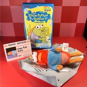 BIKINI BOTTOM BUDDIES PLUSH PENDANT - Limp Fish